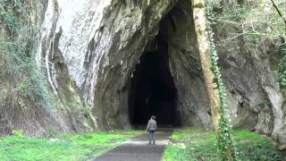 Por Cantabria  Ramales de la Victoria valle del Ason y cueva de Rubicera [upl. by Capon638]