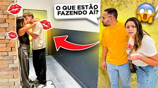 ELES SE PEGARAM NO BANHEIRO DO CINEMA meus pais viram tudo [upl. by Reggy]