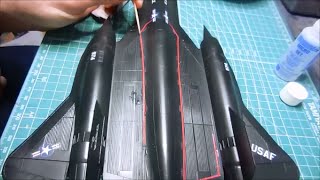 Italeri 172 SR71 Blackbird plamo build 4 [upl. by Sokem]