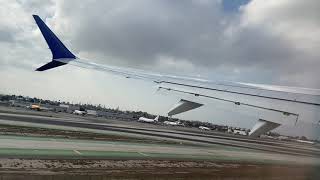 United Airlines Boeing 737 MAX 9 Pushback Taxi and Takeoff from Los Angeles LAX [upl. by Assiral]