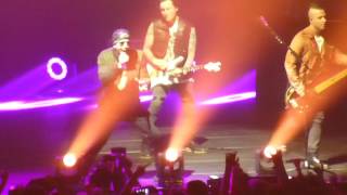 Avenged Sevenfold  Paradigm  live  Halle 622 Zurich 2622017 [upl. by Akirdnwahs241]