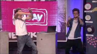 Niall Horan singing Talk Dirty  1D Day [upl. by Graniela]