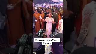 MERCY CHINWO DANCING AT WEDDING mercychinwo mercychinwowedding love gospelmusic christianmusic [upl. by Gifferd]