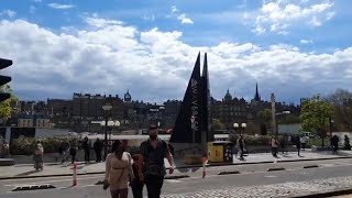 Edinburgh Waverley Station Walk in Princes Street to Waterloo Place [upl. by Landis]