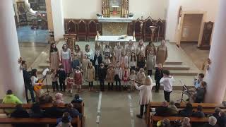 Jesteśmy piękni Twoim Pięknem Panie P Pałka  Schola Hosanna Strumiany [upl. by Stonwin]