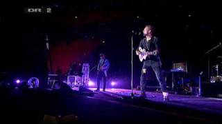 HQ Coldplay  Strawberry Swing Live Roskilde Festival 2009 [upl. by Andrus]