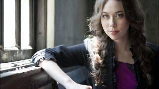 Simple Twist of Fate Sarah Jarosz [upl. by Allerim]