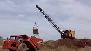 Bay City Dragline loading AC Motor Wagon [upl. by Milty802]