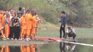 Shaolin monk runs atop water for 118 meters [upl. by Hiamerej843]