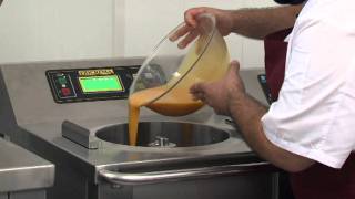 Pasteurizer Fricrema making pastry cream [upl. by Earl]