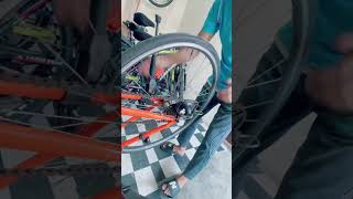 How to Remove or fix bicycle Quick realise wheels Easy way to remove bicycle wheelsbicyclebicycles [upl. by Monteria]