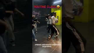 Coreografías divertidas y desafiantes 🤯 musica humor music remix escueladebaile baile [upl. by Schulz]