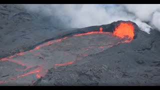 Continued lava lake activity at Kīlauea summit on March 29 2022 [upl. by Trilbi]