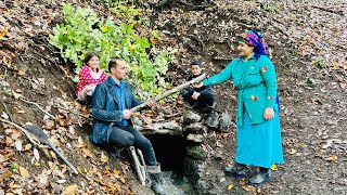 Starting a New Life in Autumn Retreat  Restoring an Ancient Stone Spring [upl. by Enahsal]