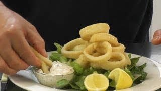 HOW TO MAKE FRIED CALAMARI CALAMARI FRITTI  theitaliancookingclasscom [upl. by Lamond916]