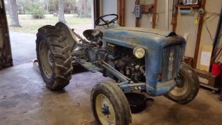 My thoughts and review on my 1964 Ford 2000 tractor [upl. by Madeleine]