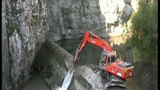 “LA GOTERA” DAM REMOVAL BERNESGA RIVER [upl. by Ninel102]