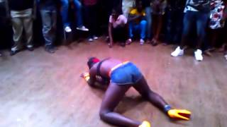 Ziza bafana premiering pomini dirty version at Club Ambiance [upl. by Elbon]