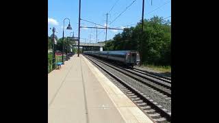 Amtrak Northeast Regional passes Odenton MD train amtrak [upl. by Micaela]