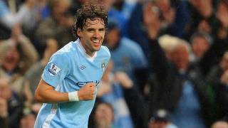 Owen Hargreaves scores on Man City debut [upl. by Turrell]