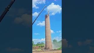 Crane dismantling process of brick chimney Good tools and machinery can increase work efficiency [upl. by Tesler]