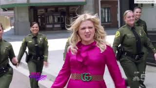 quotThe Kelly Clarkson Showquot quot9 to 5quot Cover [upl. by Sewel]