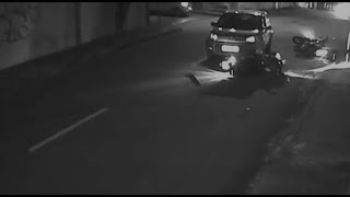 Motorista bêbada invade a contramão e atropela policiais em motocicletas em BH [upl. by Llednil674]