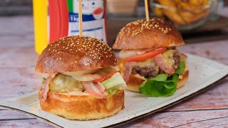 Recept za najbolji burger  Kako napraviti savršen burger [upl. by Mihcaoj80]