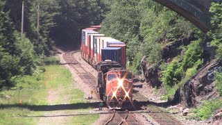 SD75I 5677 Leads Local Train CN 521 into the Ocean Terminals Yard  South End Halifax NS [upl. by Vtehsta]