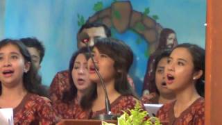 Pujilah Tuhan Sang Raja PS673Koor di Gereja Kalvari [upl. by Cloutman]