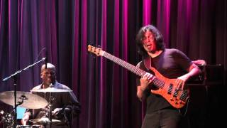 Jeff Lorber Fusion feat Jimmy Haslip Bass solo on DrMoy [upl. by Ahsinert698]