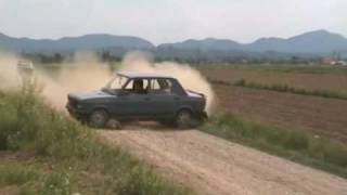 ZASTAVA YUGO Okretanje sa ručnom [upl. by Lorain]