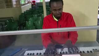 AULAYE MWILI WANGU By Stanslaus Mujwahuki Organist Ryan Ndungu [upl. by Aiseneg]