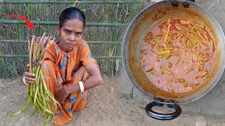 Poor Woman Cooking Bengali Special Kochur Loti amp Faissha Shidol Recipe in a Traditional Way [upl. by Bainter]