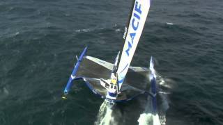 2016  Le maxi trimaran Macif en nav [upl. by Crockett]