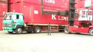 Container LOLO at MDL Depo Indonesia [upl. by Lal656]