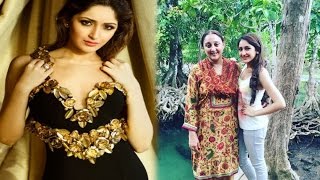 सलमान की एक्स गर्लफ्रेंड की बेटी हैं सायेशा…  Sayesha Saigal is Daughter of Salman’s ExGirlfriend [upl. by Branham]