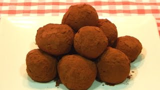 Cómo hacer trufas de chocolate receta fácil [upl. by Anileve]