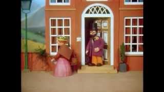 Trumptonshire Tunes Mrs Honeyman the Village Gossip [upl. by Gilbye84]