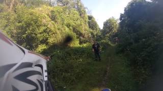 Randonnée en motocross en pleine foret [upl. by Juley291]