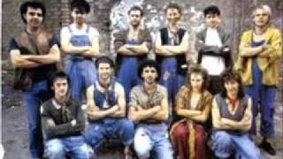 RARE Dexys Midnight Runners track  quotKevin Rowlands Bandquot Live in concert 1982 [upl. by Sirapal823]