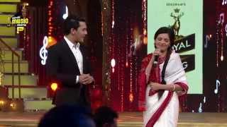 MMAwards 2015  Aditya Narayan being Ridiculously Amusing  Radio Mirchi [upl. by Alrahc]