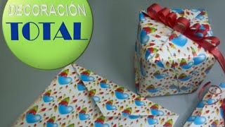 ¿ Cómo forrar un regalo  y ¿ cómo hacer un sobre de regalo [upl. by Yrakaz349]