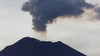 Volcán Popocatépetl e Iztaccíhuatl [upl. by Tuinenga]