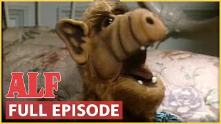 “Strangers in the Night”  ALF  FULL Episode S1 Ep2 [upl. by Annayat]