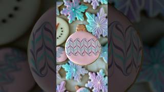 Ornament Round ✌🏼✨🎄 enlightenedbakery royalicing sugarcookies christmascookies [upl. by Annalee420]