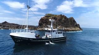 CRAYFISHING ON THE WESTCOAST OF TASMANIA GOOD DRONE FOOTAGE [upl. by Si]