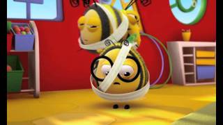 The Hive Meet Buzzbee  Official Disney Junior Africa [upl. by Ruzich]