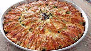 PEYNİRLİ ISPANAKLI KIRMA BÖREĞİ PASTRY WITH CHEESE AND SPINACH pilelibörekmuhacirböreği💯 [upl. by Ellynad]