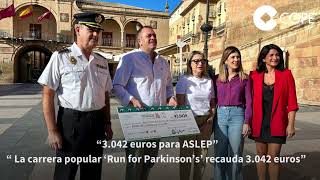 Más de 3000 euros para la Asociación de Enfermos de Parkinson de Lorca [upl. by Yniattirb]